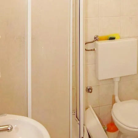 Mara Hotell 3*