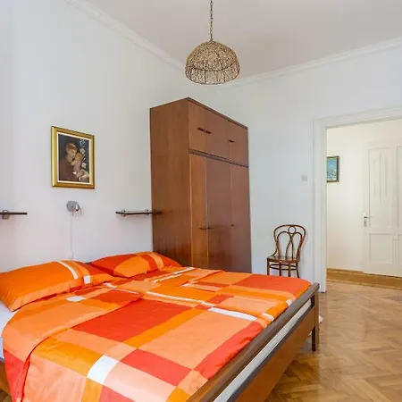 Maja Apartment